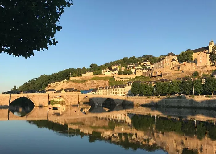 Les Maisons Du Perigord * Terrasson