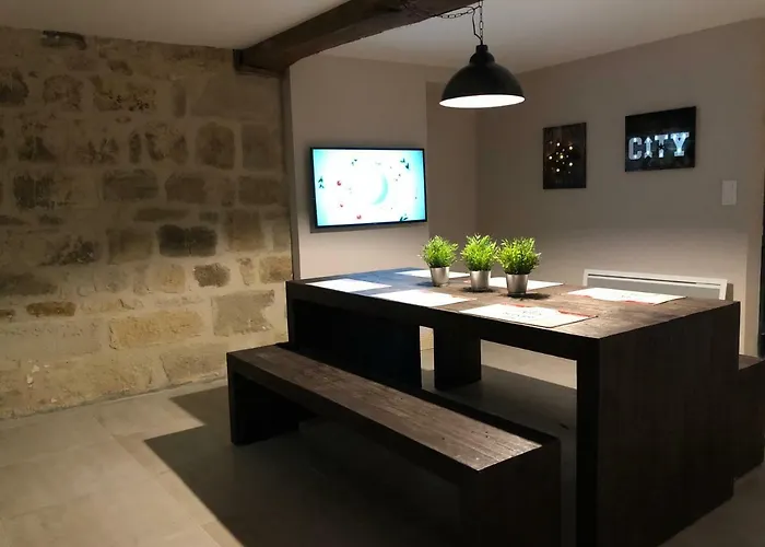 Les Maisons Du Perigord * Terrasson