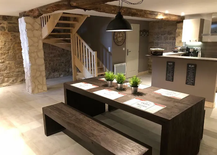 Les Maisons Du Perigord * Terrasson